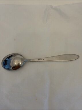 Oneida Icarus Oval Soup Spoon – Stainless Steel